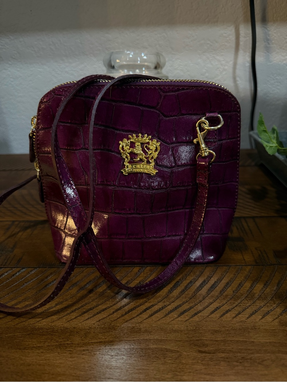 Pratesi Firenze Plum Croc Embossed Leather Crossbody Bag Made in Italy